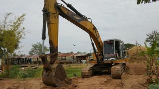 ขายรถขุดแบ็คโค kobelco 200มาร์คทรู เอวดี ปั๊มฟิตใหม่ ทำงานดีไม่โหลด ปั๊มk3v สภาพพร้อมลงงาน 